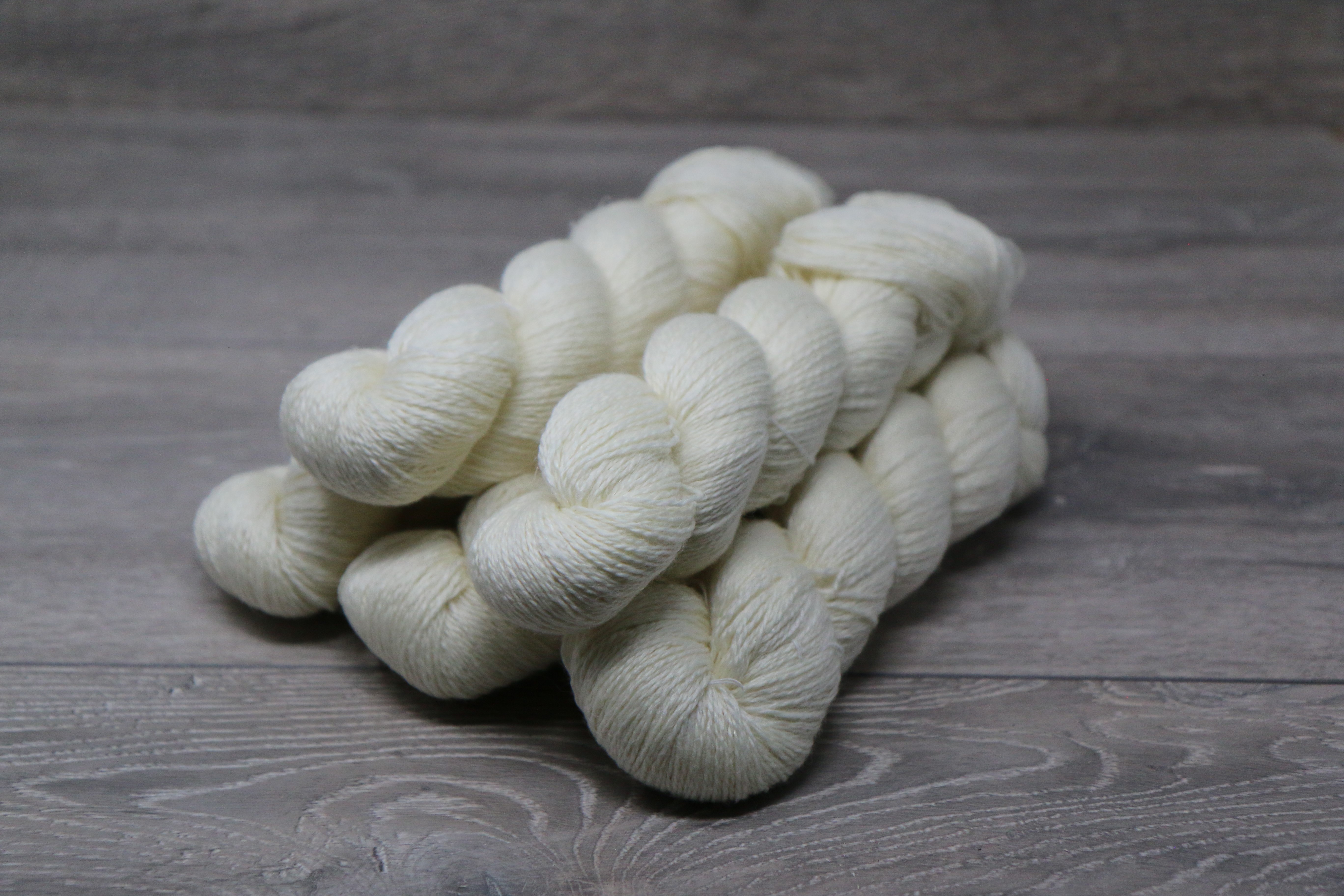 NEW Fingering Weight 2 ply 83.3% Superwash Merino 16.7% Linen 5 x 100g PACK