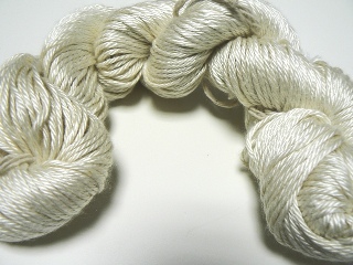 DK Weight Pure Worsted Spun Mulberry Silk 5 x 50gm hanks