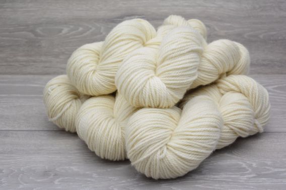 Aran 100% Superwash Bluefaced Leicester Wool Yarn 5 x 100gm Pack