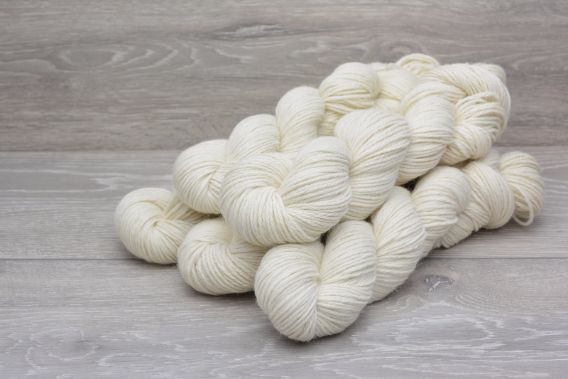 DK Weight 100% Baby Alpaca Yarn 5 x 100gm Pack